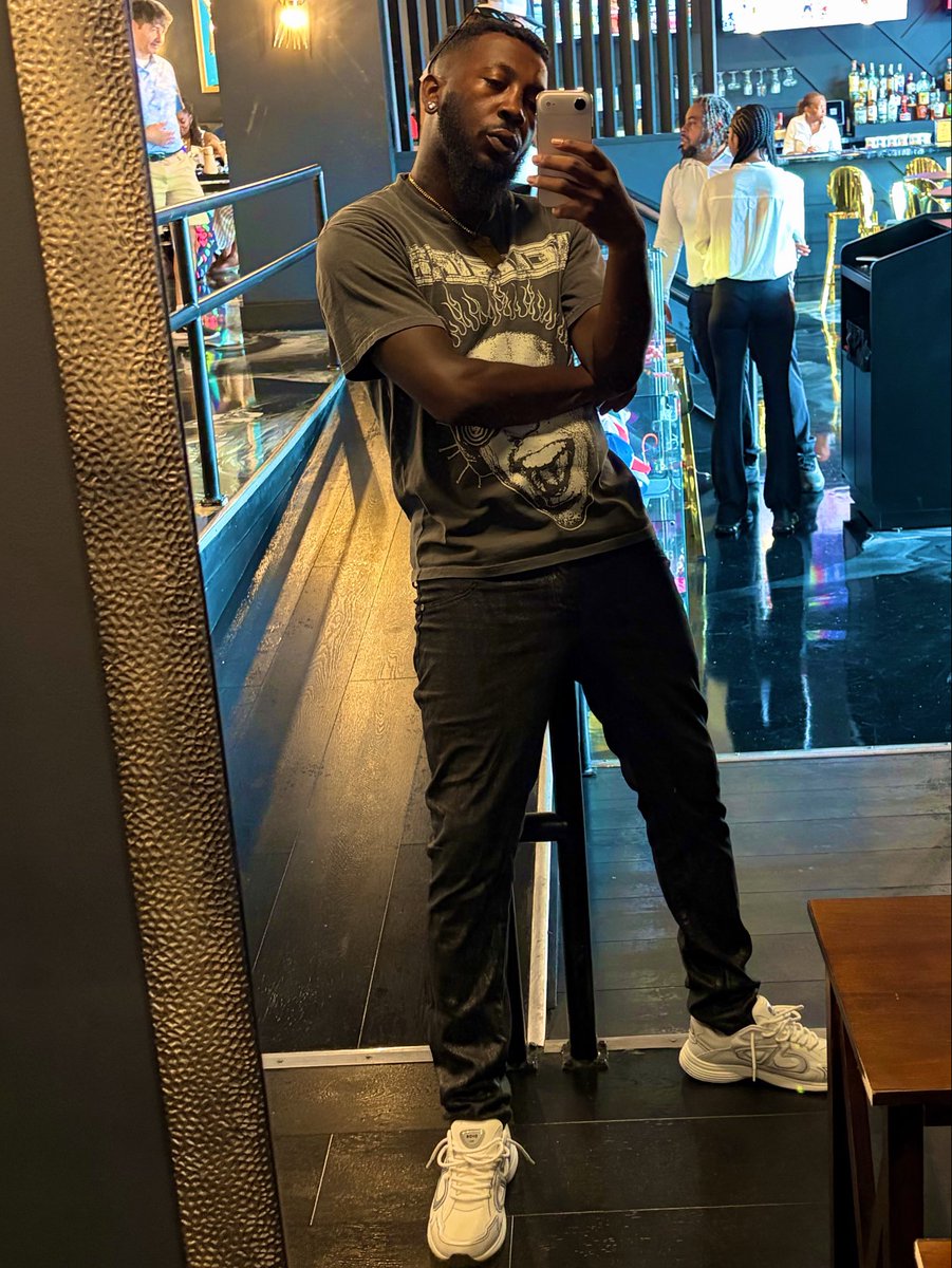 BvbySen's tweet photo. I just wanna be your favorite 🥹 https://t.co/Wtn4rSEbre