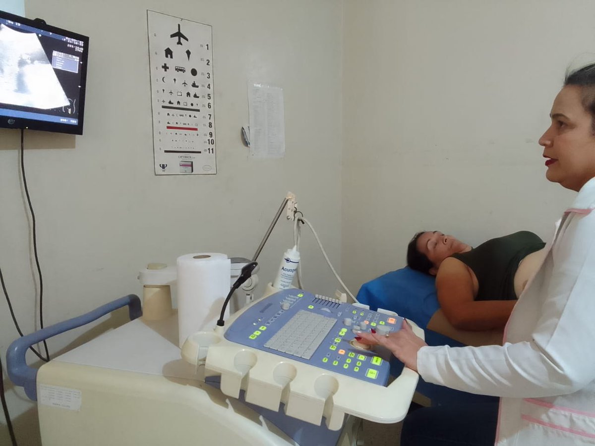 IpasmeOficial's tweet photo. Con alegría y compromiso, el equipo de la Unidad Médica San Cristóbal inicia la semana garantizando la atención integral.
¡Vocación de cuidar!
#Ipasme #Salud #SanCristóbal https://t.co/pi8S4byKdB