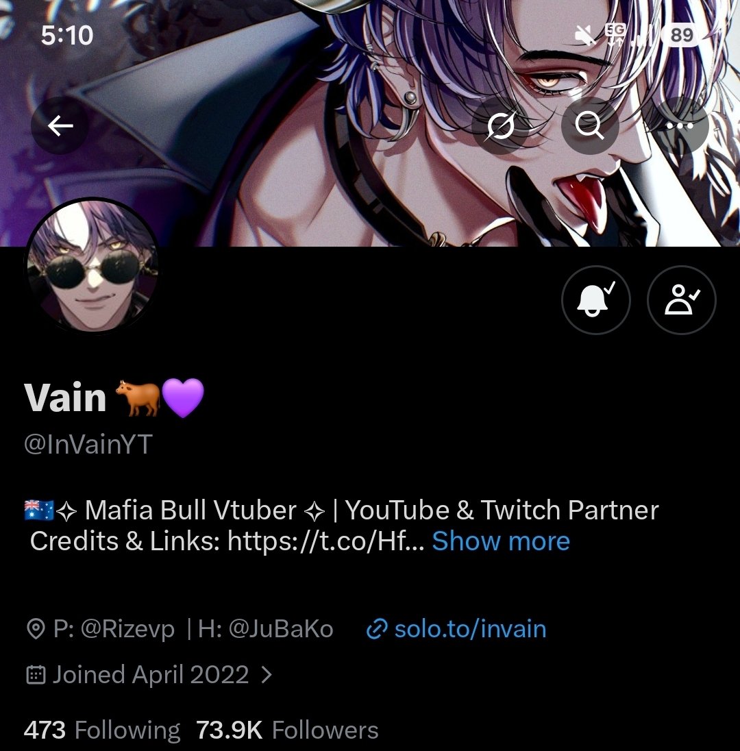 awkward_multi tweet picture