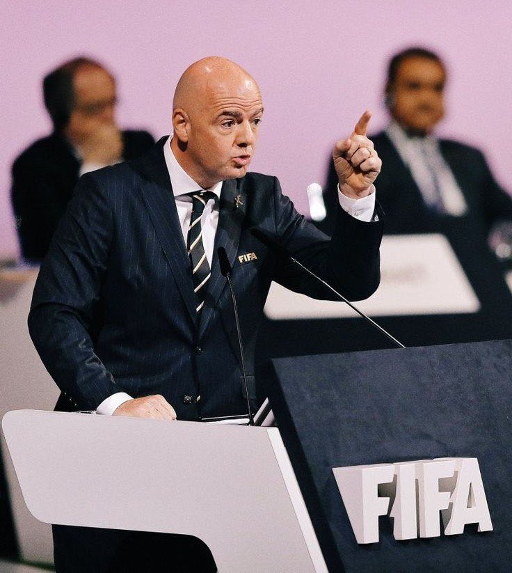 SportStuff24's tweet photo. بيان من جياني إنفانتينو رئيس الاتحاد الدولي لكرة القدم FIFA:

اطلعت على التعليقات المتداولة بشأن قرار لجنة الانضباط المستقلة في فيفا بإيقاف فولارين بالوغون، وأود أن أؤكد مجددًا على مبدأ أساسي في منظومة الحوكمة داخل فيفا.

الهيئات القضائية في فيفا مستقلة، وتعمل بشكل مستقل، وتطبق لائحة الانضباط الخاصة بفيفا، وتفصل في القضايا استنادًا إلى اللوائح المعمول بها والوقائع الخاصة بكل قضية. إن استقلاليتها عنصر أساسي للحفاظ على مصداقية ونزاهة كرة القدم، ويجب احترام ذلك دائمًا.

نعم، أناقش بشكل منتظم مع رئيس الولايات المتحدة القضايا المتعلقة بكأس العالم، وفي هذه القضية تلقيت اتصالًا من الرئيس دونالد ترامب، كما أتلقى اتصالات من رؤساء دول ومسؤولين حكوميين، وأطراف في كرة القدم، ورؤساء شركات من مختلف أنحاء العالم بشأن العديد من الملفات. وخلال حديثي معه، أوضحت أن هناك إجراءات قانونية جارية أمام الهيئات القضائية المستقلة في فيفا، وأن القضية ستُحسم في الوقت المناسب من قبل الجهات المختصة. هكذا تعمل منظومة فيفا، وهو مبدأ سأحرص دائمًا على الالتزام به.

أطلع على قرارات لجنة الانضباط في فيفا عند صدورها. أحيانًا أتفاجأ بها، وأحيانًا أتفق معها، وأحيانًا أخرى أختلف معها.

لكن ما أفعله دائمًا هو احترام تلك القرارات، واحترام استقلالية الهيئات التي تصدرها. فسواء أعجبتنا القرارات على المستوى الشخصي أم لا، فهذا أمر غير ذي صلة. إن احترام المؤسسات المستقلة وسيادة القانون هو ما يحمي نزاهة بطولاتنا ويصون مصداقية فيفا في جميع الأوقات.