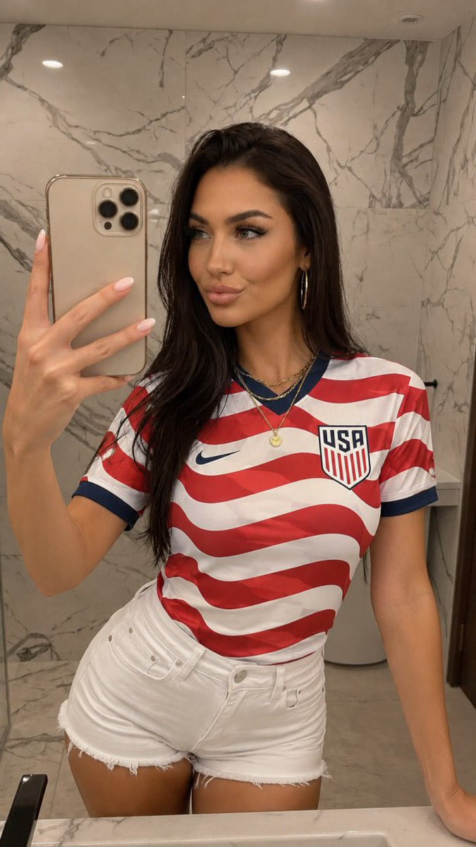 SelinaVareez tweet media