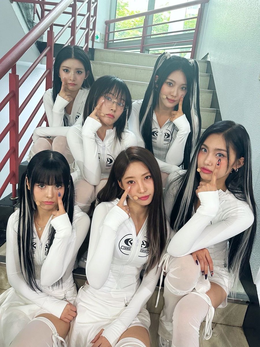 junseoyaoi's tweet photo. my top 5 ggs &amp; my bias💗
(i don’t stan many gg)
1.everglow (mia)
2.unchild (tina)
3.babymonster (rami&amp;ahyeon)
4.izna (jungeun)
5.itzy (ryujin &amp; chaeryeong) https://t.co/fAlue6lFsI