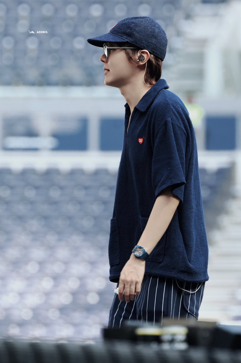 Adonis_Hoseok's tweet photo. 260706 BTS WORLD TOUR ‘ARIRANG’ in London
Soundcheck 
#제이홉 #정호석 
#JHOPE #ジェイホープ 
@BTS_twt https://t.co/6fWfHvSusk