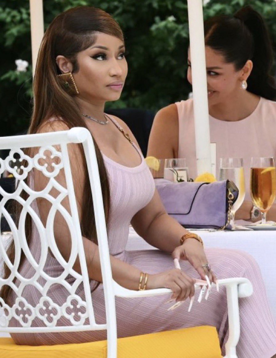 OnikaPoppin's tweet photo. Barbie at the white house 😍 https://t.co/P1ynpSts27