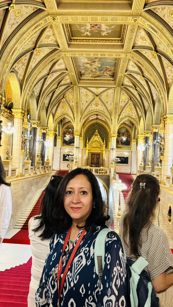 Amrita_Chakra's tweet photo. The Hungarian Parliament building is one of the iconic buildings of the country. The inside walls studded with gold shows a legacy of medieval art and grandeur. The building is situated on the Pest side of the capital city of Budapest along the bank of the Danube River. The building was designed in Neo-Gothic style by the Hungarian architect Imre Steindl. The construction of the building started in 1885 and was completed in 1904. 
This unicameral parliament has 199 members and they are elected once in every four years. 

#parliament #hungary #budapest #travelphotography #amritachakraborty