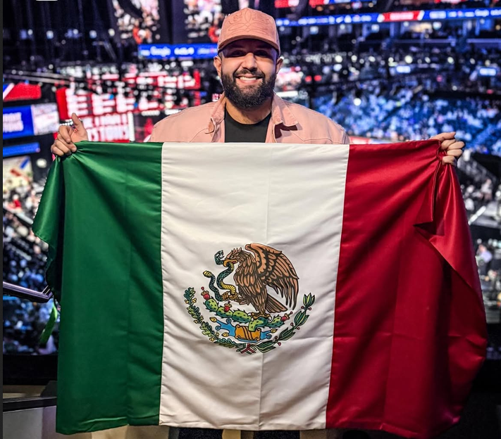 h_conexion's tweet photo. 🔴 #Viral | 🎤 #CarínLeón será el encargado de cerrar el FIFA #FanFestMonterrey 2026 con un concierto gratuito en Parque Fundidora el próximo 19 de julio, tras la #Final del #Mundial ⚽ Haz clic para saber más 👇
https://t.co/Qv2Lk6Weqa https://t.co/dZ7Itq5yUo