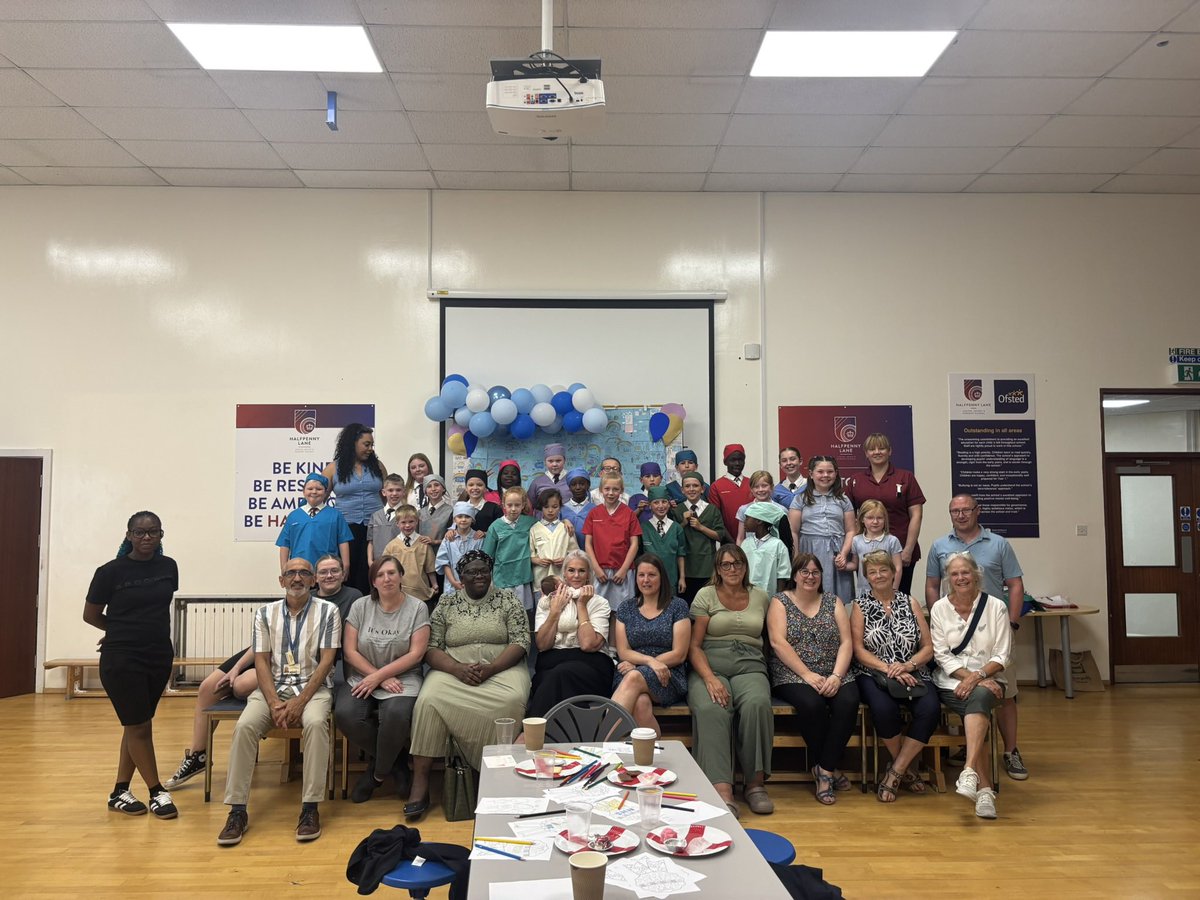 halfpennylane's tweet photo. Thank you to @myhospitalCharity for a great talk this morning. We have enjoyed celebrating our ‘mini scrubs’ assembly with parents and carers who work in the @MidYorkshireNHS. Children got to dress up and enjoy cake with their NHS super heroes.
#BeHalfpenny #NHS #NHSBirthday https://t.co/TPBPK49tpU