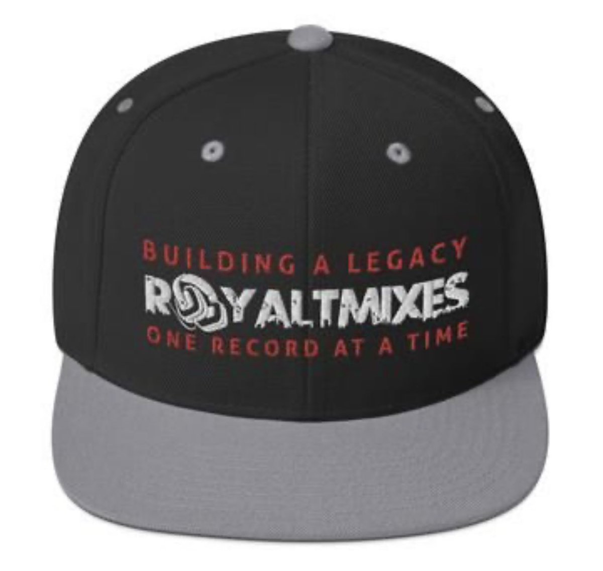 RoyalTMixes's tweet photo. ' RoyalTmixes ' Official Gear available now!!
https://t.co/k27yb9Tx7p
#artistdevelopment #recordlabel
#Fullsail #productioncompany
#audioengineer #mixingengineer #Musicindustry #syncplacements #musicproducer #mastering https://t.co/qqggmbPEOO