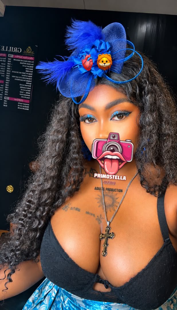 TsunadeStella's tweet photo. Je suis fan de mes seins 👅 
Rejoins moi sur https://t.co/XY9bwHCOlq https://t.co/k0n5iohddB