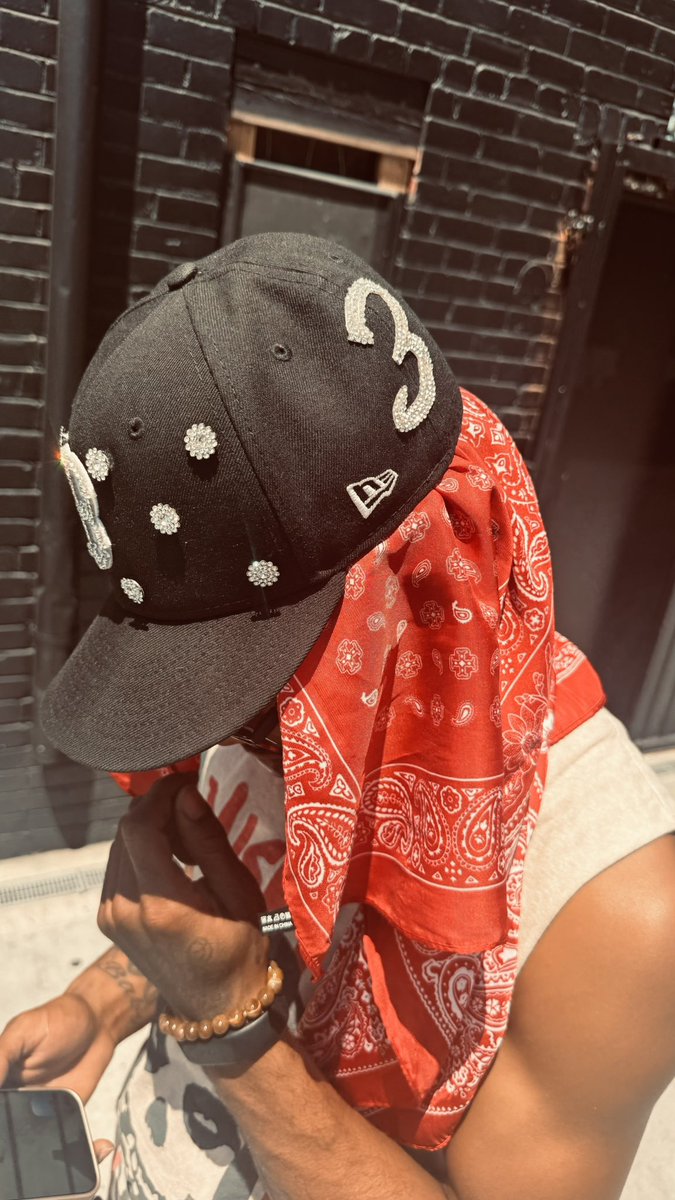 therealREALA_'s tweet photo. 🥉Way https://t.co/plTtaAMzqn
