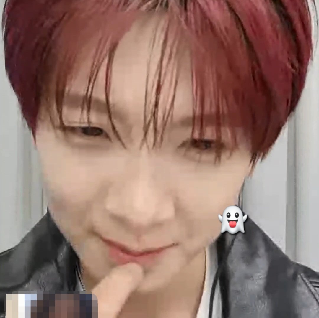 eurryscary's tweet photo. 이틀 연속 봄 🫪💢💢 https://t.co/d88jluGUM8