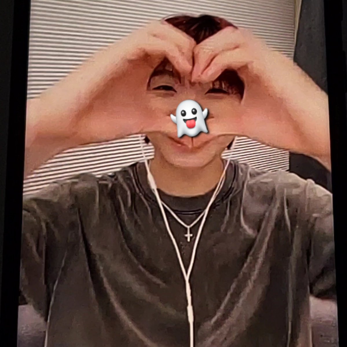 eurryscary's tweet photo. 이틀 연속 봄 🫪💢💢 https://t.co/d88jluGUM8