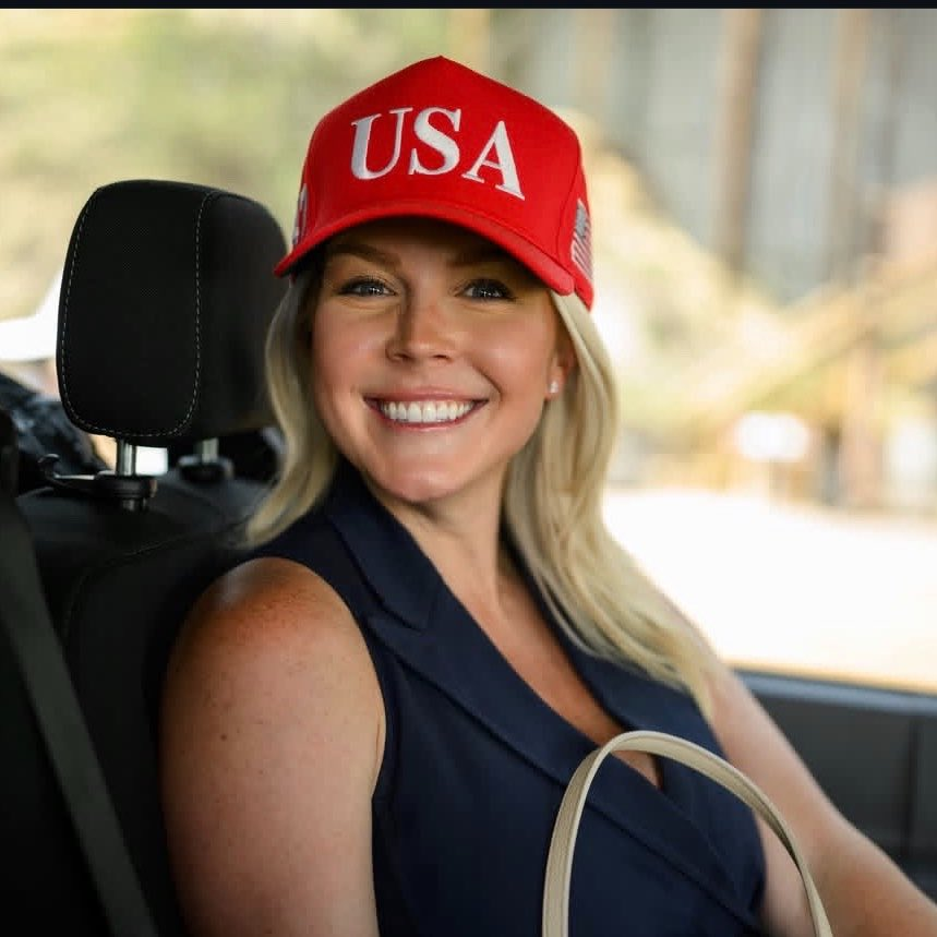 Olena1207ff's tweet photo. Should law-abiding citizens have the right to own and carry firearms for self-defense?

A. Yes, 2nd Amendment protects this fundamental freedom.
B. Gun control. https://t.co/zA6BAgTFqP