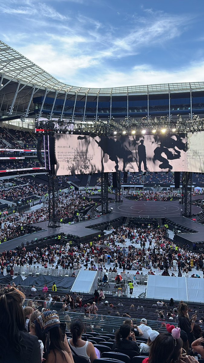 a⁷ •ᴗ• saw bts 🤍 tweet media