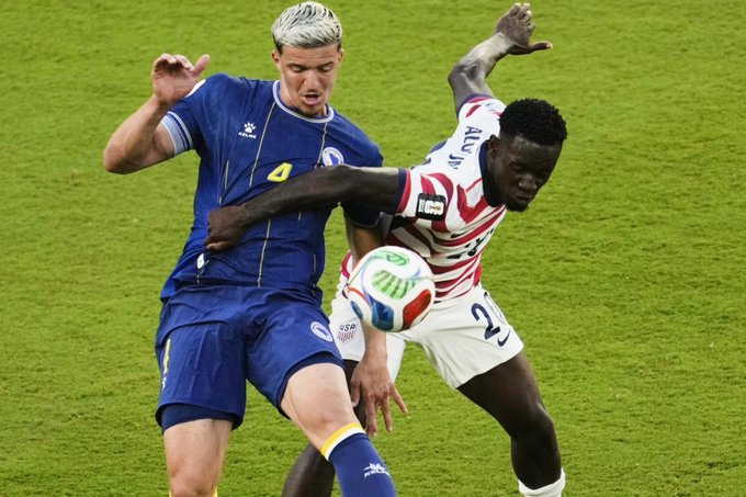 Alladdin1983's tweet photo. 🚨 Attention: If you're furious that the FIFA commissioner overturned Florian Balogun's red card after President Trump reportedly asked him to take another look, then—by that same logic people often use online—you must be racist and hate Black people. 🤷‍♂️⚽🍿

#FIFA #Soccer #WorldCup #Politics