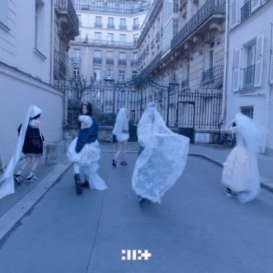 brunochari37318's tweet photo. The only songs by K-pop acts 'ORGANICALLY' charting on both the Global Spotify chart and the 'real' Apple Music Global chart currently:

1. SWIM #BTS
2. ICONIC BY MISTAKE #LESSERAFIM #KATSEYE #ILLIT
3. Golden #HUNTR/X 
4. REDRED #CORTIS
5. It's Me #ILLIT https://t.co/NVzpQXwIsK