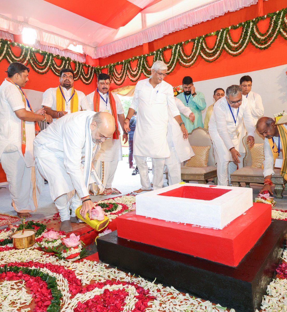 SuvenduWB's tweet photo. It was a privilege to participate in today's commemorative events to celebrate Dr. Syama Prasad Mukherjee's 125th Birth Anniversary alongside the Hon'ble Union Home and Cooperation Minister; Shri @AmitShah Ji.
Today's events were also attended by Hon'ble Union Minister of Culture and Tourism; Shri Gajendra Singh Shekhawat Ji (@gssjodhpur), Hon'ble Rajya Sabha MP; Shri Samik Bhattacharya (@SamikBJP), other Hon'ble Ministers and Respected Dignitaries. We paid our respects to Dr. Mukherjee's enduring legacy and his remarkable journey in public life:-

# Attending the Bhumipujan Ceremony at Eco Park, New Town, for a landmark 125-foot tall Statue of Dr. Syama Prasad Mukherjee, which will stand tall as a testament to his memory.

# We visited his ancestral home at Ashutosh Mukherjee Lane to offer floral tributes to his statue.

# Participated in the grand Commemoration Ceremony at the Milan Mela Prangan to reflect upon his life, vision, and service to the nation.