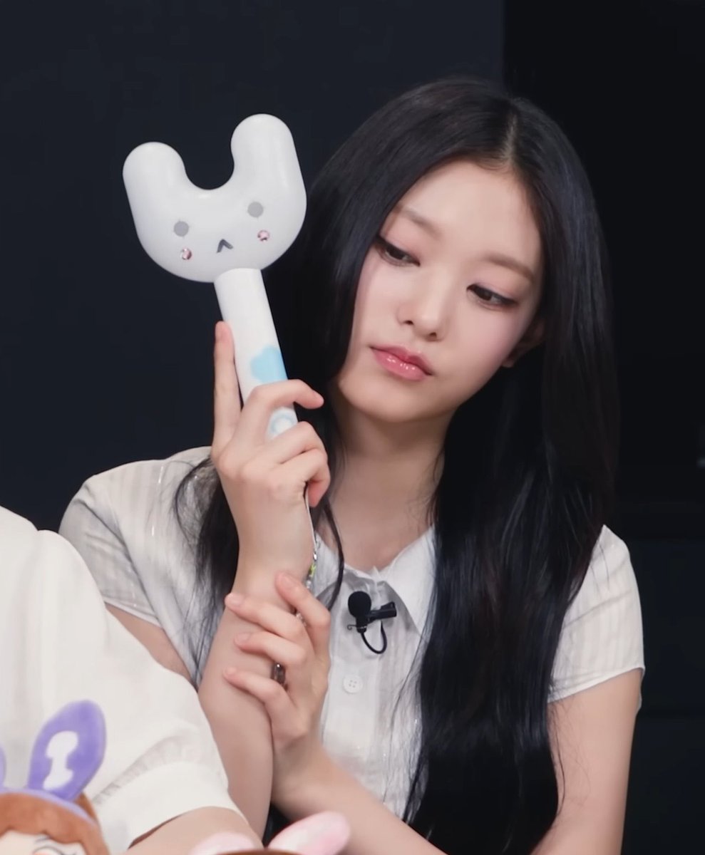 sukjegal's tweet photo. 밍렛 싸울 때도 완전 모진 말은 안 하는데
헤어질 때 hr이 입에서 나오는 최악의 멘트

: 언니 그렇게 안 똑똑해 나 가르치려 들지마 https://t.co/weqCT2pSWp