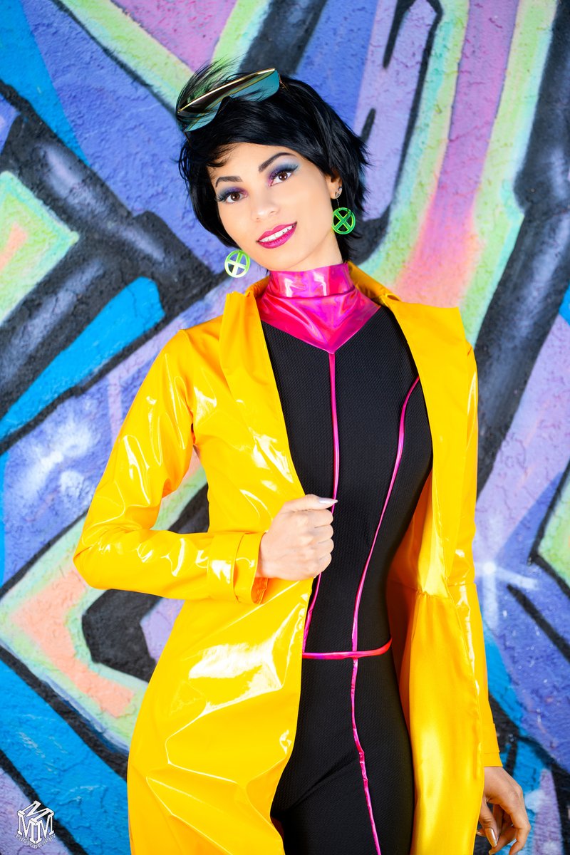 SaraMoniCosplay's tweet photo. I made this costume with inspiration from modern Jubilee's costume designs but decided on (vol 2) Generation X!

IG: saramonicosplay https://t.co/ikOL5CAryQ
