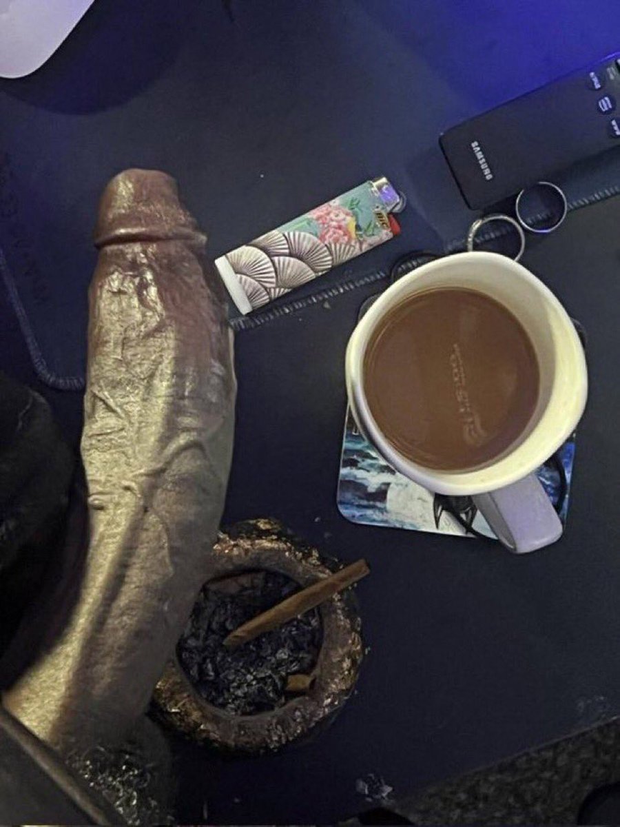 Masterofspade_'s tweet photo. Can you handle this?

#gayPnP #zoomgay #spun #smoking #gay #gayzoom #chaser #baiter #chaser4chubs #bigbelly #hoodshit #risky #stroking #cummin #bbc #BBC #bigdick https://t.co/Gx4erMXznJ