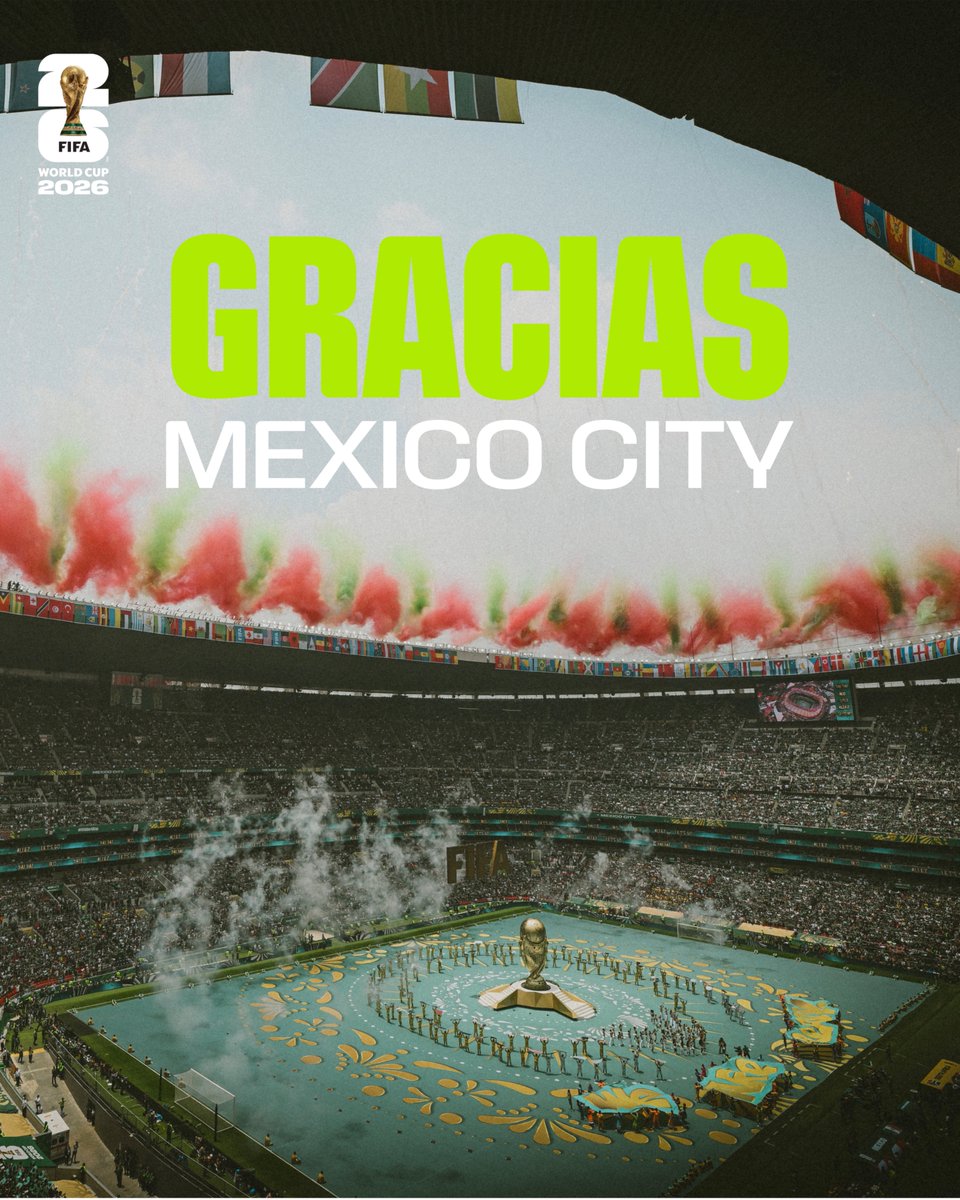 FIFAcom's tweet photo. Gracias, Mexico City ❤️🇲🇽

The only stadium to have hosted three @FIFAWorldCup opening matches. Historic. 👏 https://t.co/Zl465K4DGK