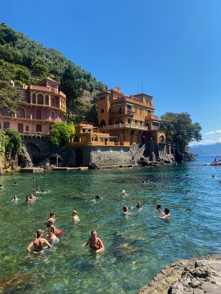 echoesofworld's tweet photo. Portofino, Italy https://t.co/c2oDvO0fYv