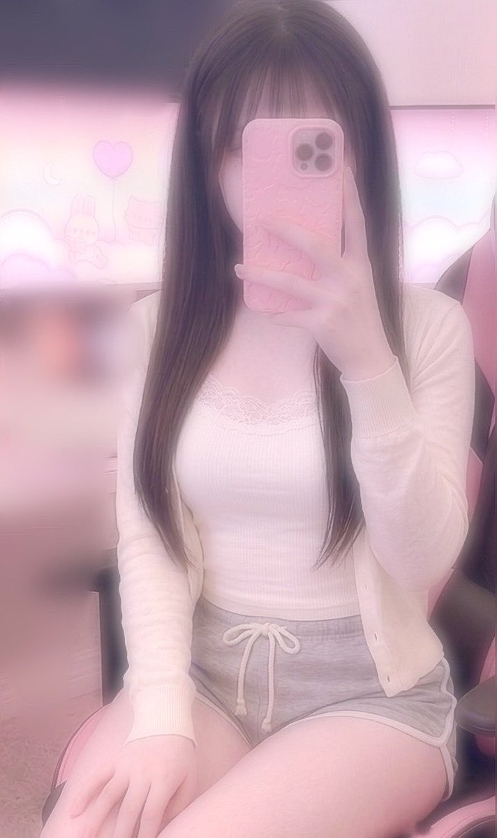 hnya27's tweet photo. めっちゃ弱いです、૮( ̳ т ̫ т ̳ )ა
お友達くださいᏊ꒰˵• ﻌ •˵꒱Ꮚ
#VALORANT募集 #VALORANT女子　#VALORANT自己紹介カード 
#VALORANTフレンド募集 https://t.co/28uDPxRjuM