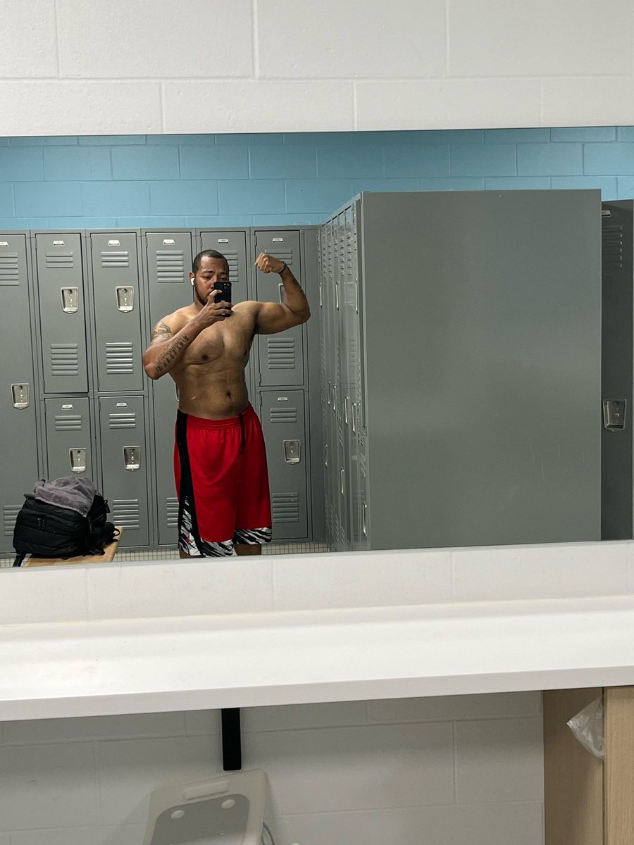 SmarttGuy92's tweet photo. Gym pics! ๐ช๐ฟ๐ฅ๐ฅ๐ฅ๐ฅ๐ฅ
Chest day done โ
ย
#gym
#gymprogress
#gymmotivation
#foryoupage
#fyp
#smarttguy https://t.co/XS2YQDsiE7