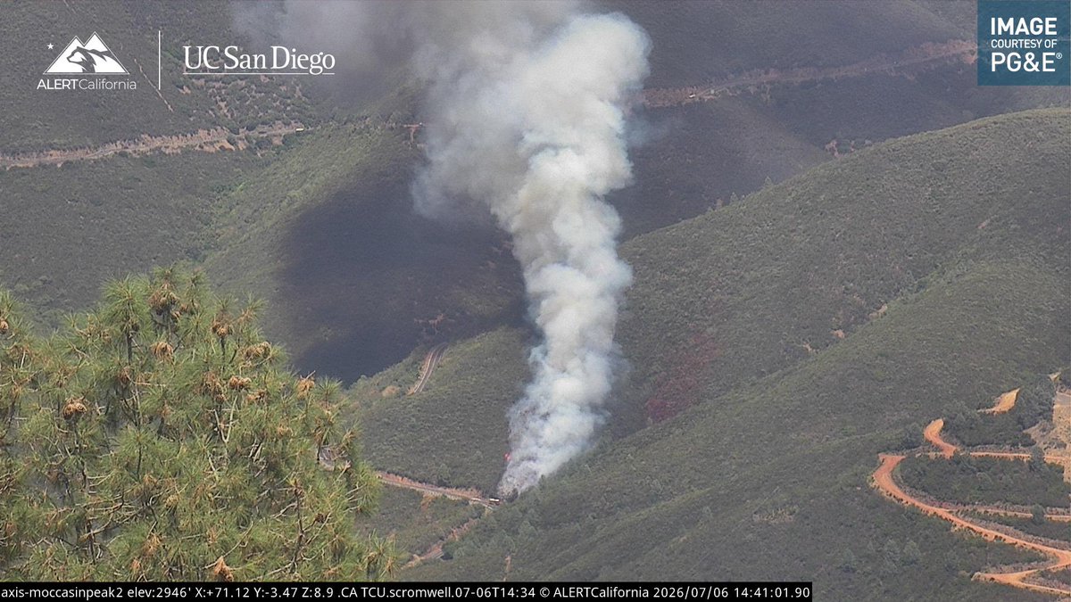 DanielFireTruck's tweet photo. New Brush Fire Highway 120/Old Priest Grade, West of Groveland, Tuolumne County.
Air Attack 655, Air Tankers 83, 121, Copter 606 is Assisting.
#PriestFire https://t.co/05580j2tK2