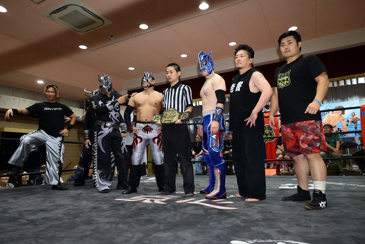 rapidicon615's tweet photo. 橘とのWDW選手権、防衛。一度スカしたのはコンディションのためだったのか。この日は、自分の記憶の中にある橘より全てが上やった。#道頓堀プロレス https://t.co/NhJpFqfJaI