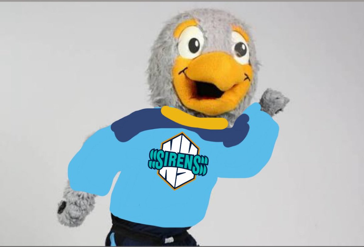 fillyshmilly's tweet photo. time to steal some more mascots, they retired her so might as well give her to the sirens https://t.co/VEdnhTmQMs