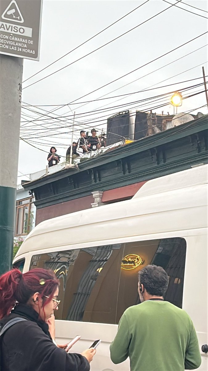 2pmnism's tweet photo. what are enhypen filming in the poderosisima barranco? https://t.co/YVrOizSndi
