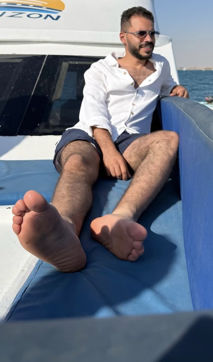 Feet_iraq's tweet photo. Arab musilm iraq 🇮🇶 
عراقي فحل مسيطر https://t.co/Ggz1Up5Vy0