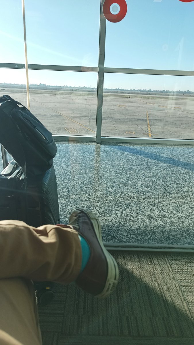 matizz83's tweet photo. 👋✈️ https://t.co/Y7qFF72ERa
