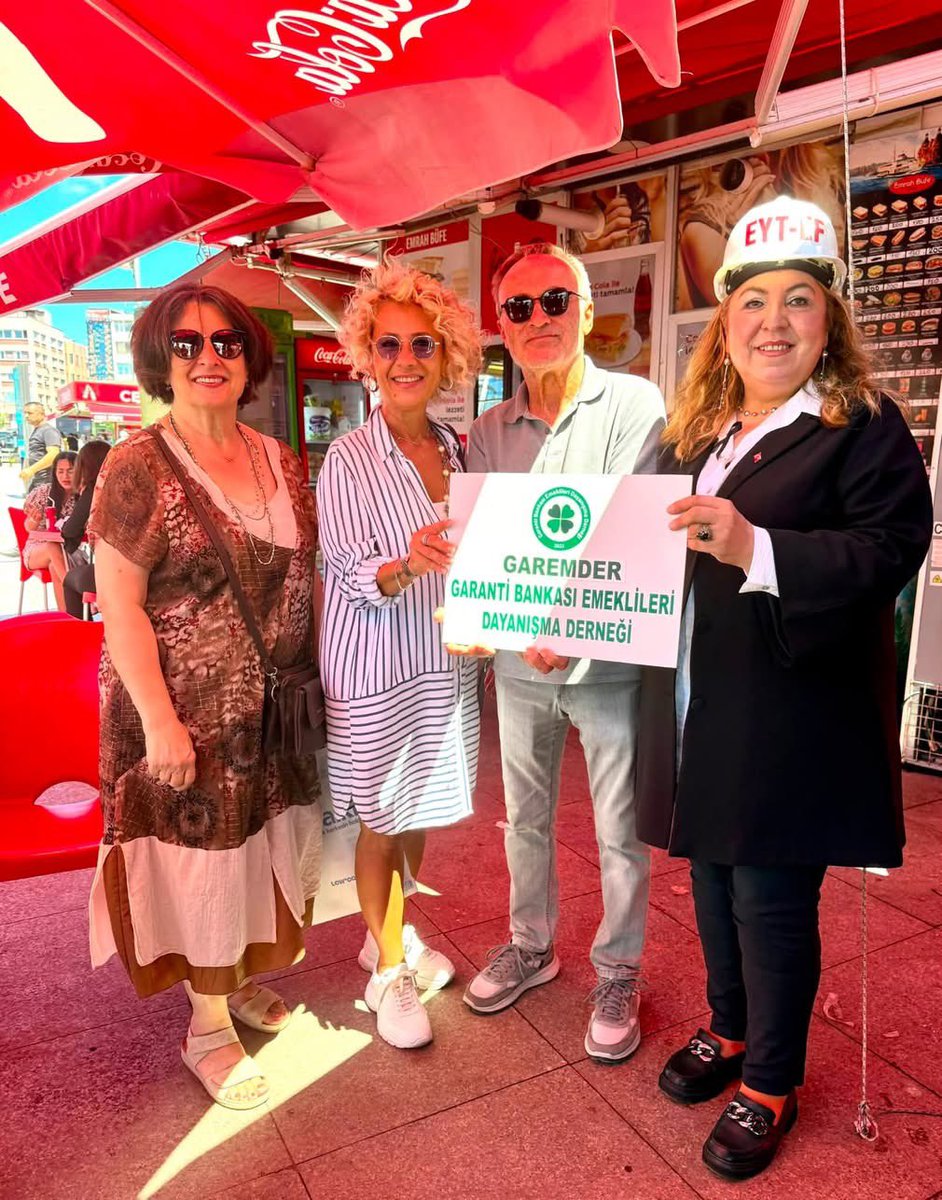 garemder's tweet photo. EYT ve Emekliler Federasyonu’nun düzenlediği 5 Haziran 2026 tarihindeki buluşmada, GAREMDER olarak biz de yerimizi aldık ve haklarımızı savunmak adına Kadıköy'de buluştuk. https://t.co/FQA09HQ8Q9
