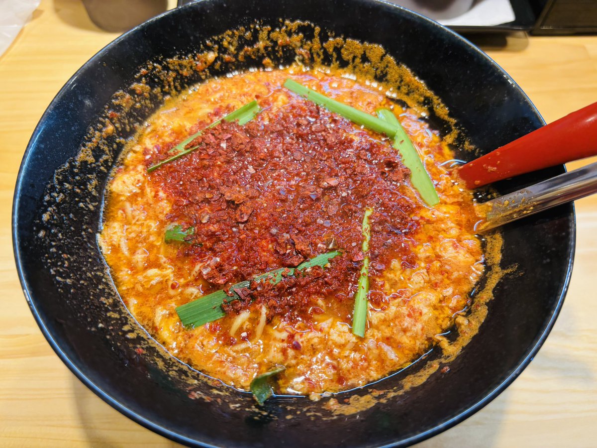 aqua01ppp's tweet photo. 3週間前くらいにお店の近くに出来た辛麺華火ってとこに1人で行って大辛食べた😋
全然余裕だったから次は激辛にしたいな🫶🏻 https://t.co/ufIn3RW9MQ