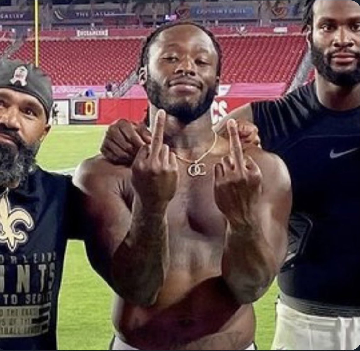 BrittWhoDat tweet picture