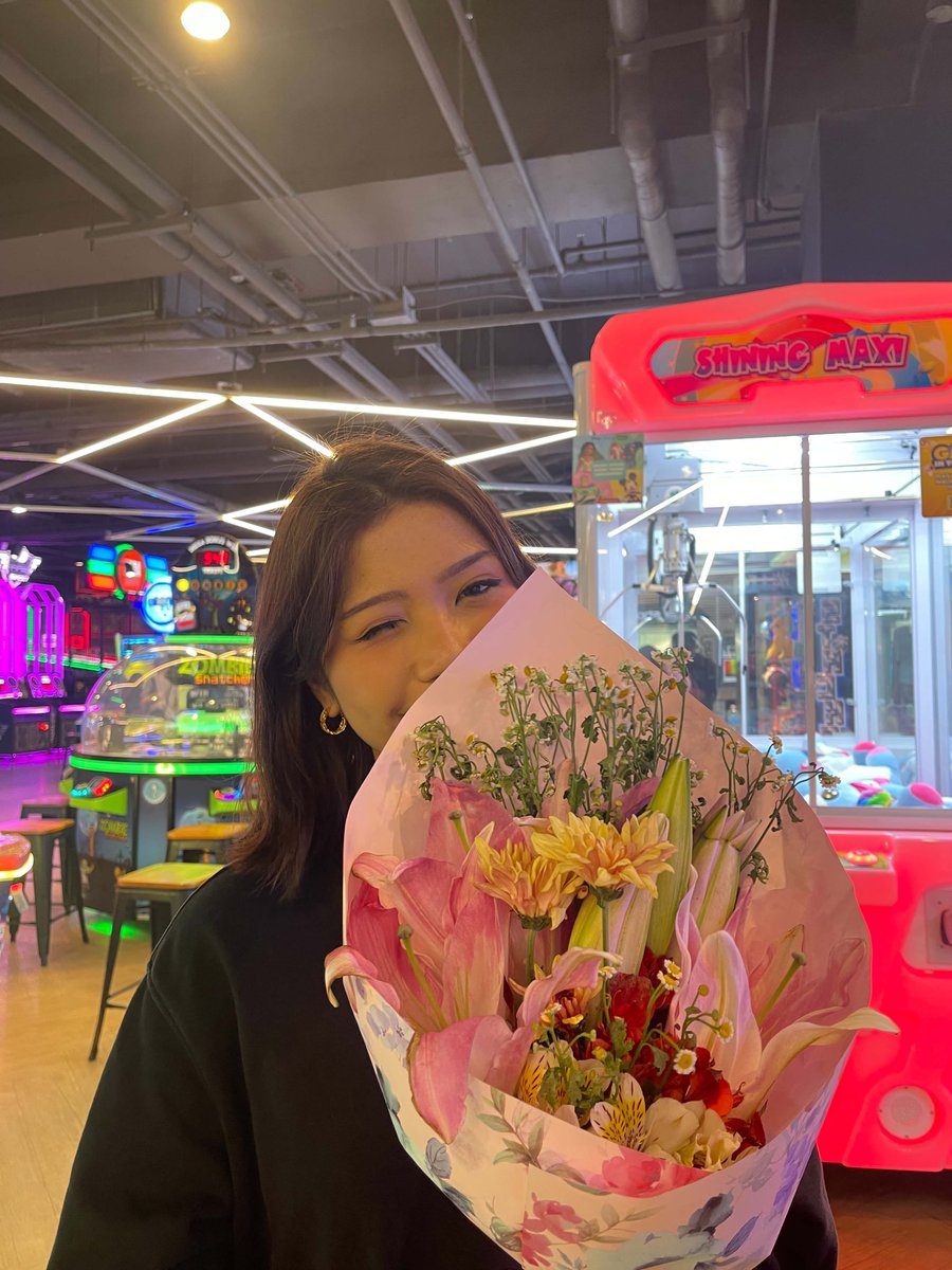 sunneokay's tweet photo. ive been happy https://t.co/iojFTSXkw0