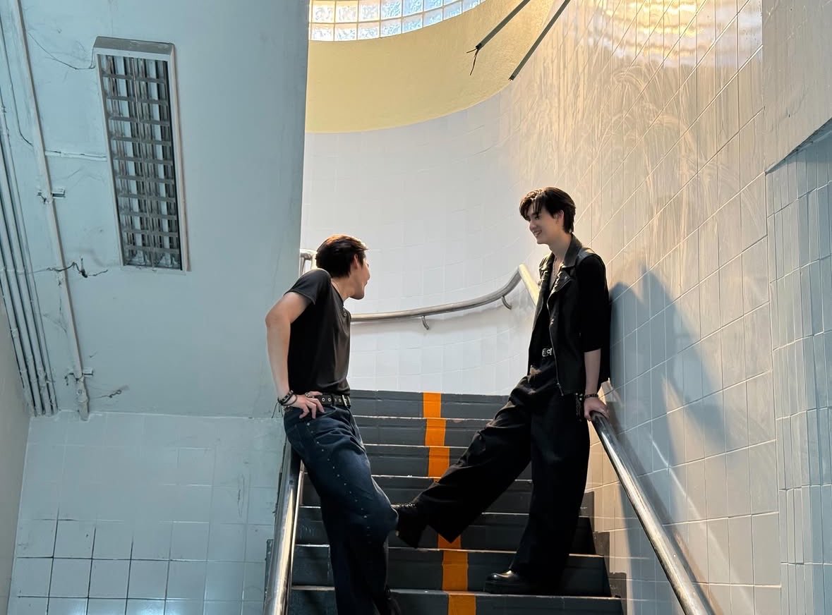 skyypiee__'s tweet photo. DEW DISINI DEFINISI GANTENG GAGAH GEDE DUWUR SUGIH TERUS LIATIN TEE PACAR NYA YG IMUT CANTIK KINYIS KINYIS

#MrKillSeries #TrueColorMV
#dew_jsu #tee_vtp 
#dewtee #ดิวธี https://t.co/0pcdMMA7OF
