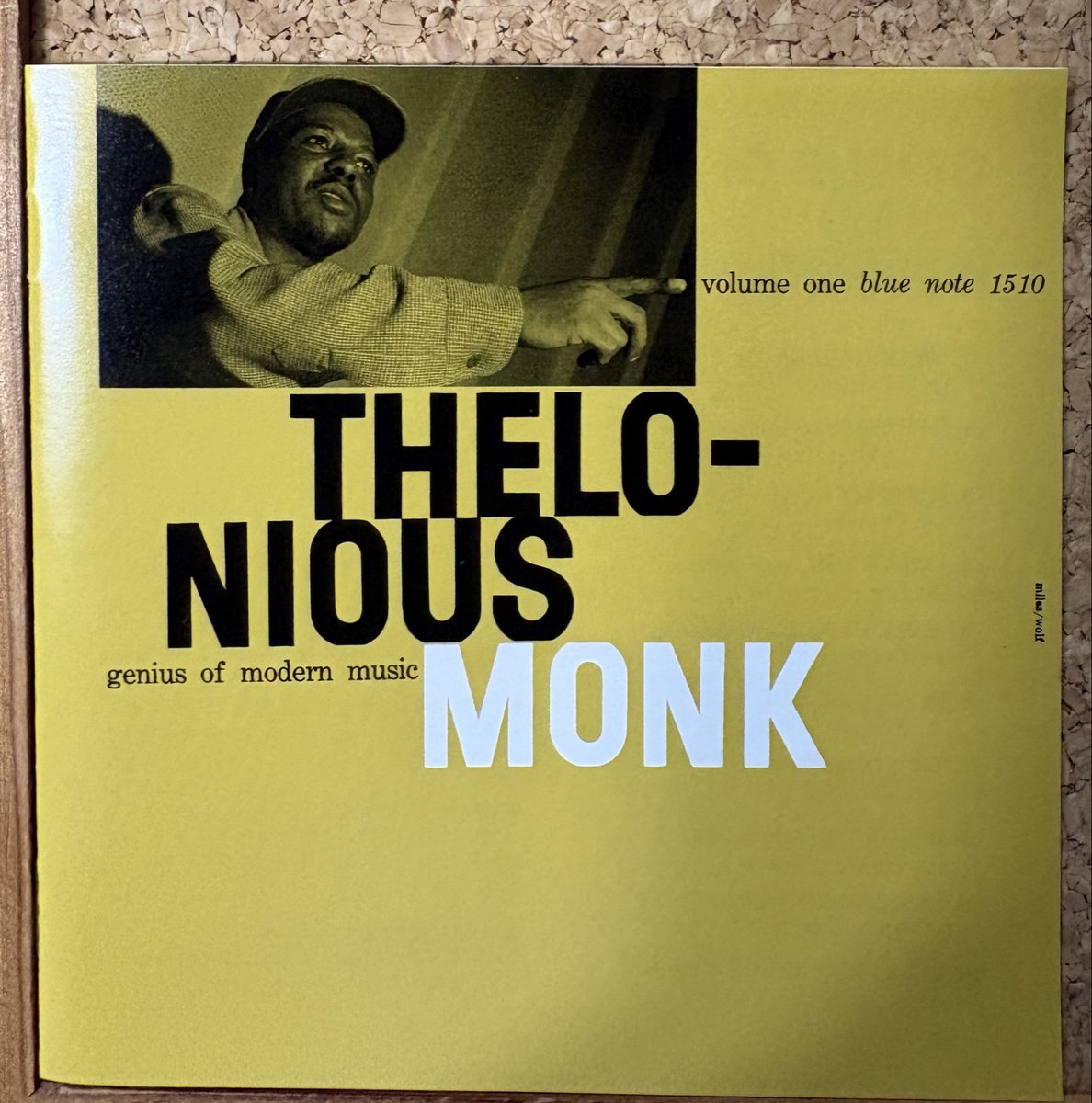 takanomasajazz's tweet photo. おはよう御座います、今日のモーニングのお供(音も)は、 #TheloniusMonk
「Genios of Modern Music」を、1947〜8年の録音、独特なノリ、間、響きは、なにより作曲家として素晴らしい。'Round Midnight は名曲。このアルバムでは、#MiltJackson との演奏の I Mean You. Epistrophyが👍 https://t.co/Gtkll6YyFW