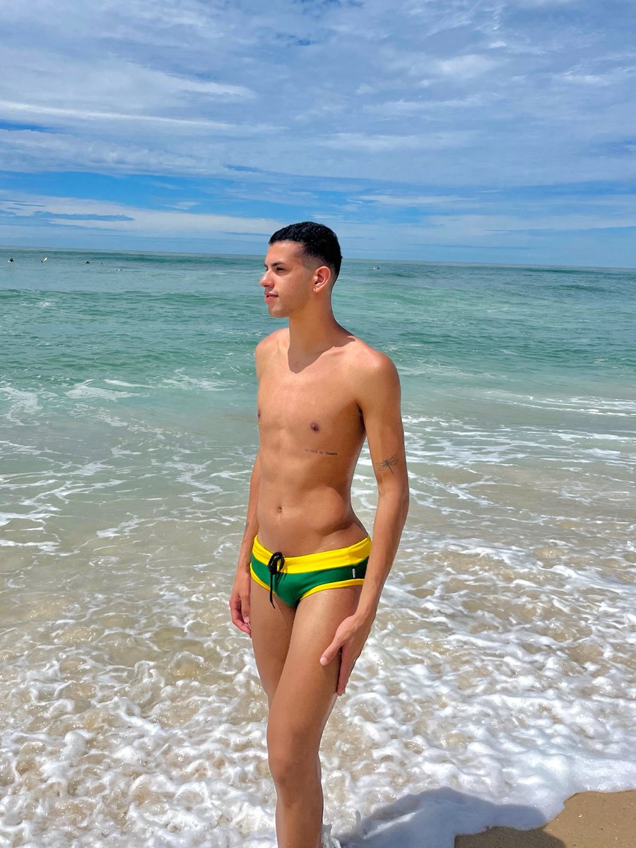 felipebirthss's tweet photo. sinto sua falta, verão https://t.co/eyZKCJUHH5