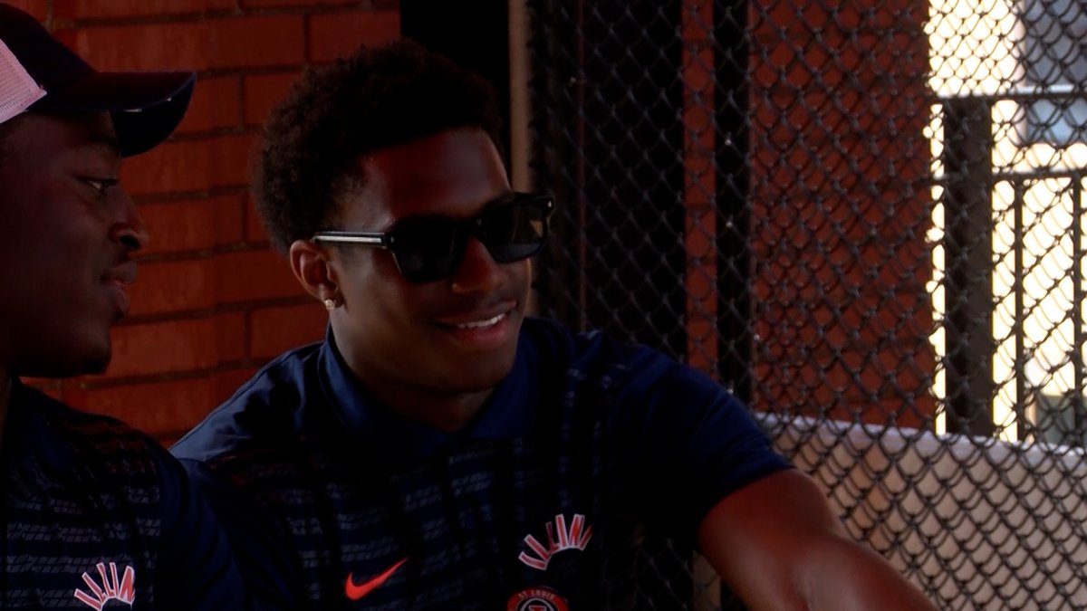 glenn_kinley's tweet photo. DETAILS: #Illini football will once again highlight it's St. Louis-area talent at this year's Illini Night at Busch Stadium.

Carson Boyd will throw out a ceremonial first pitch. Brandon Henderson, Jacob Eberhart and Nick Hankins will also be in attendance. https://t.co/zYID1IBDiG