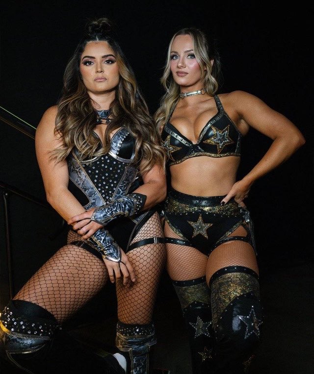 ImageOfADeity's tweet photo. Serving face and causing problems. In that order ☄️ Someone’s algorithm is about to have a really good day.

(@SWEETESTBlTCHx) https://t.co/lIyATQuGd6