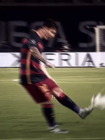 GuarodelBarca's tweet photo. @DanikRM_ Es un grande? Si

Es el más grande? No

El más grande de todos los tiempos es este chiquitín... https://t.co/6XnTque2qX