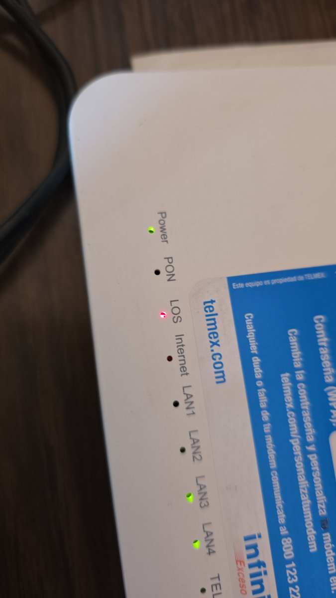 mafisun's tweet photo. @TELMEXSoluciona  brillando por el pésimo servicio y atención al cliente... Con un reporte desde el sábado y yo sin servicio aún. https://t.co/KGDSOAkj5Y