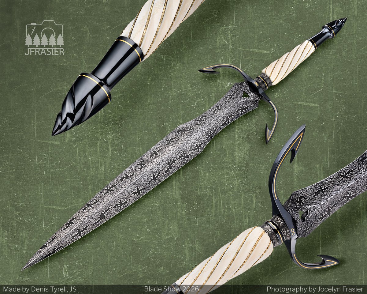 JFrasierPhoto's tweet photo. When knives become art... These three stunning piece by Denis Tyrell will stop you in your tracks.
#jfrasierphotography #customknife #knifephotography https://t.co/034y3XXUoh