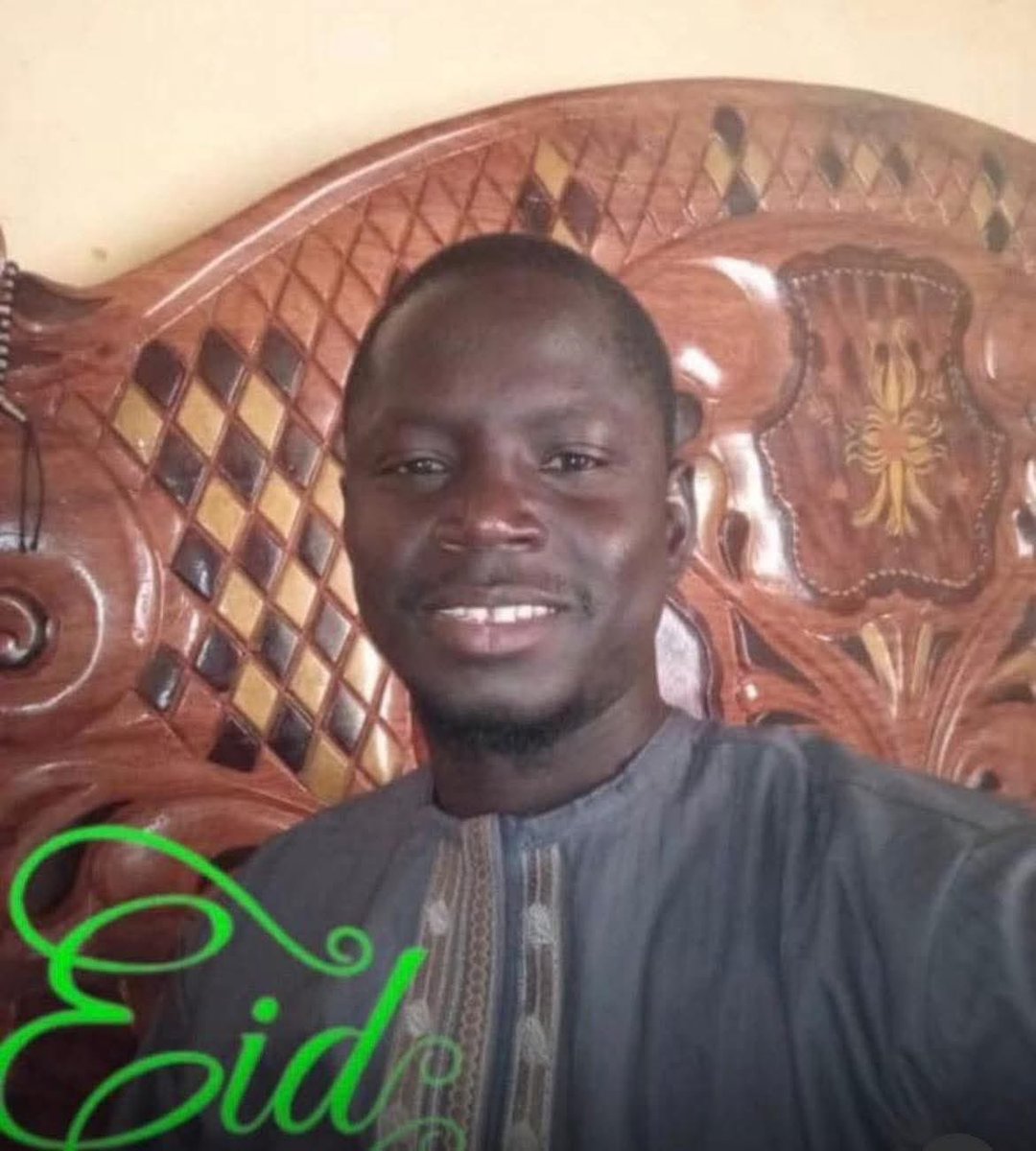 secondair_effet's tweet photo. Maïssa Diop, ancien détenu politique, est décédé hier à Touba. 

🔹Il avait passé 8 mois en prison et souffrait depuis d’une maladie causée par les tortures subies durant sa détention.

🔸Paix à son Àme 🇸🇳❤️🕊️ https://t.co/uOGT8UFwg7