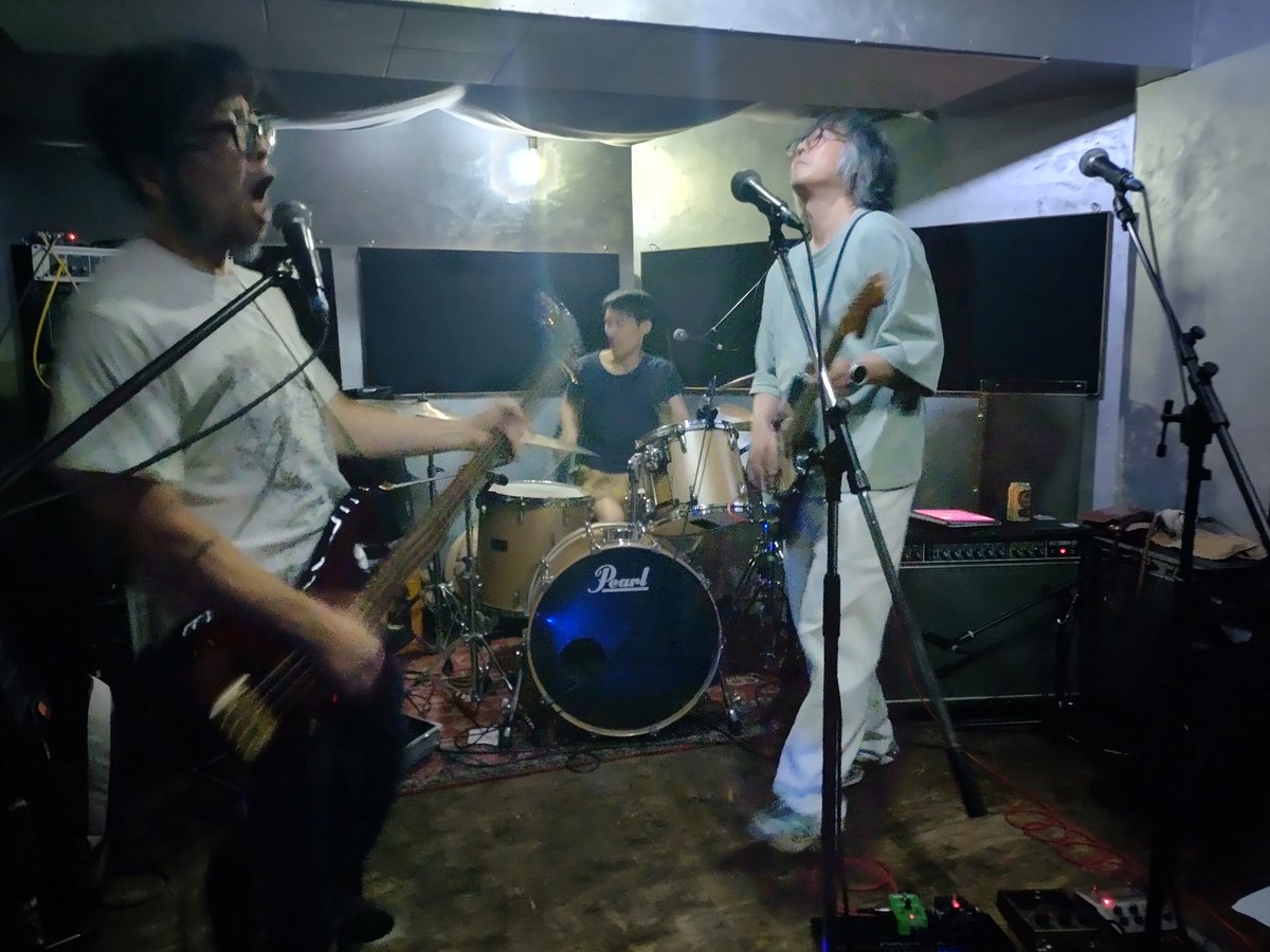 deeptone3's tweet photo. Music Start Against Young Assault Again は実家！また帰省します！ https://t.co/C5lTgeJLAX