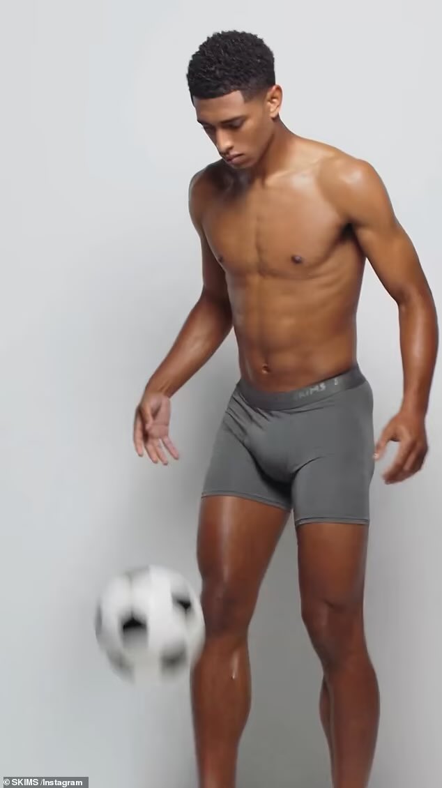 MrPopOfficial's tweet photo. English football player Jude Bellingham for Skims https://t.co/Hd89gdNuUP