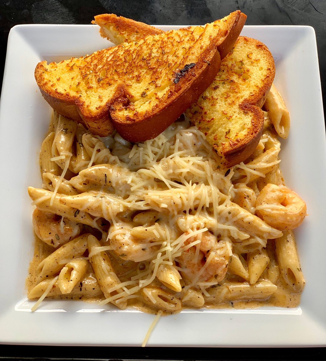 eat222BiteBasef's tweet photo. Absolutely 🍝 🍤 🍞 https://t.co/0KbgwyU16c